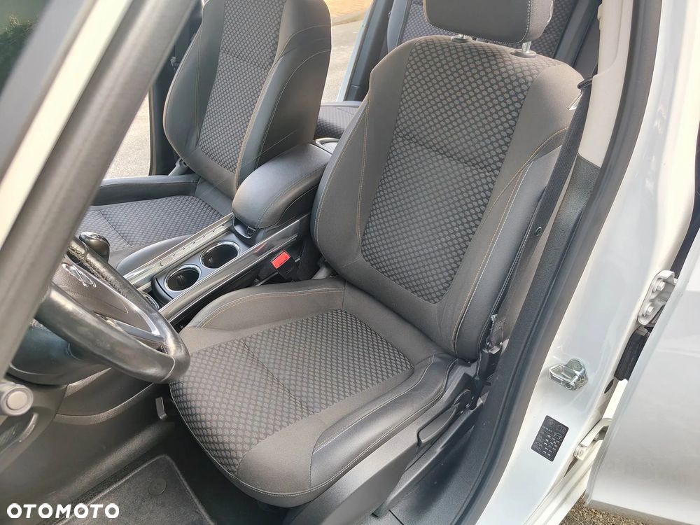 Opel Zafira - 14