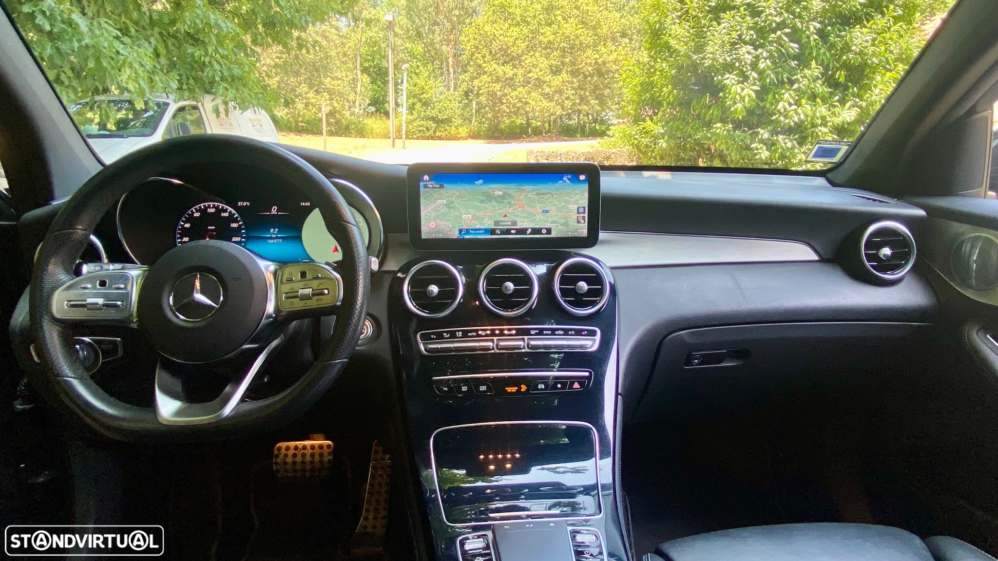 Mercedes-Benz GLC 200 Coupe d 4Matic 9G-TRONIC AMG Line Advanced - 40