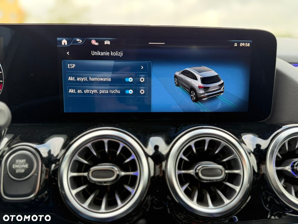 Mercedes-Benz GLA 250 e PHEV AMG Line 8G-DCT - 23