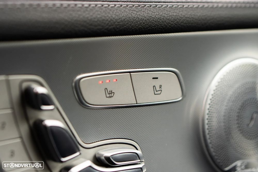 Mercedes-Benz E 220 d AMG Line - 28
