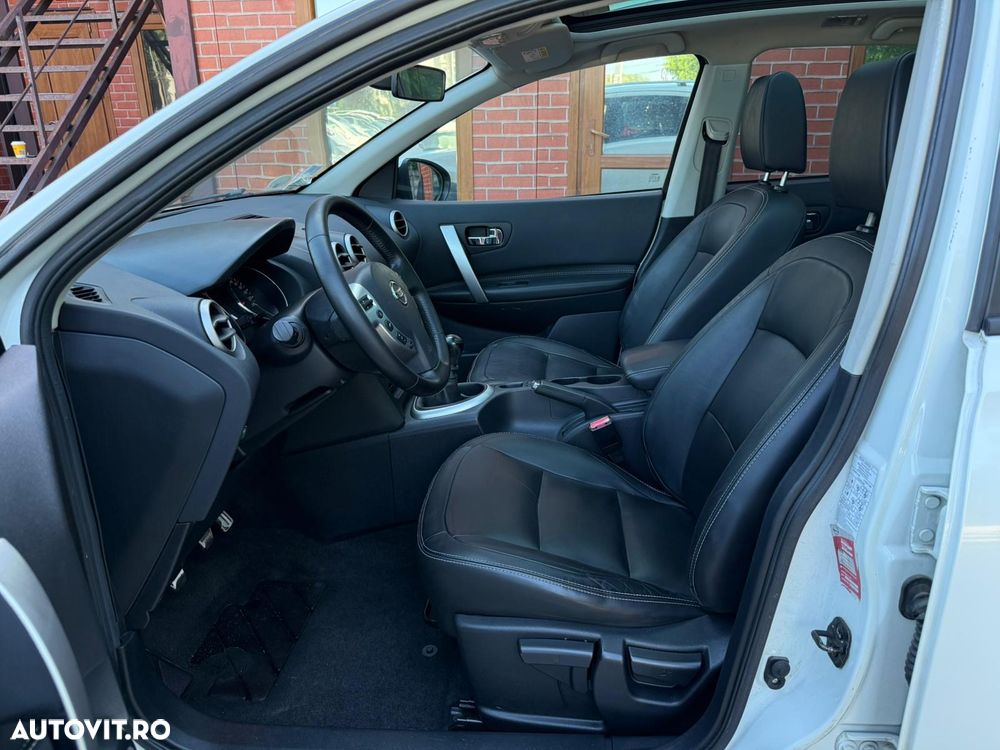 Nissan Qashqai+2 - 30