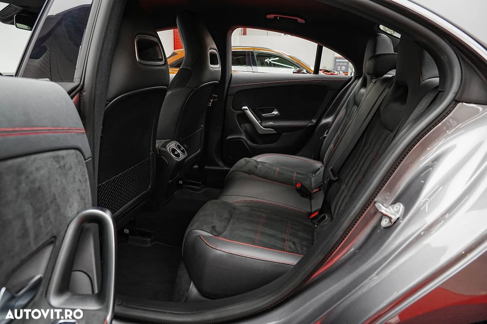 Mercedes-Benz CLA 180 d 7G-DCT AMG Line - 11
