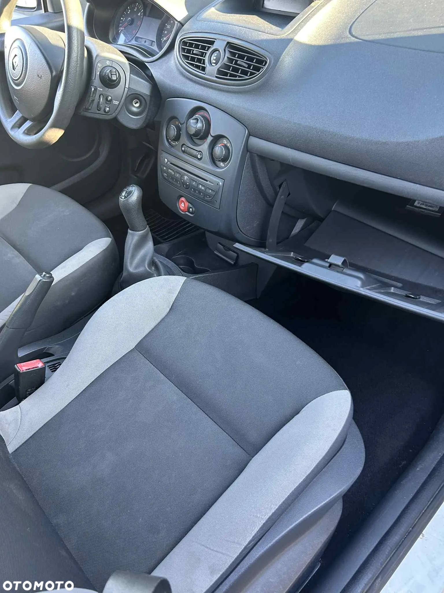 Renault Clio 1.5 dCi Alize - 6