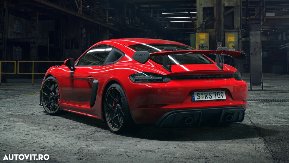 Porsche Cayman GT4 RS - 3