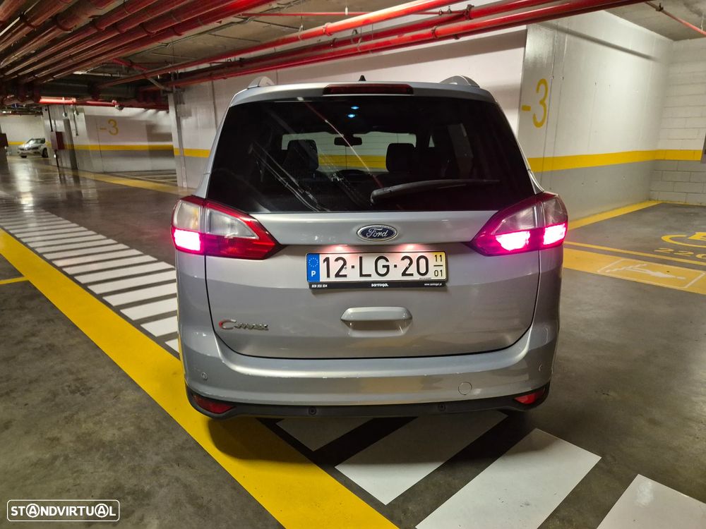 Ford Grand C-Max 1.6 TDCi Titanium - 21