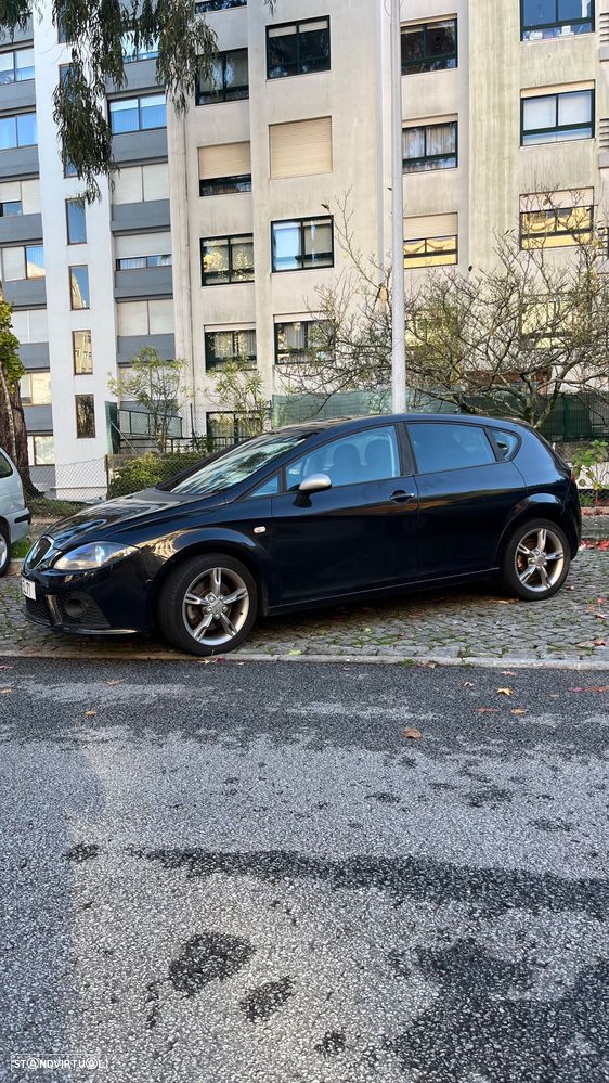 SEAT Leon 2.0 TDI FR - 4
