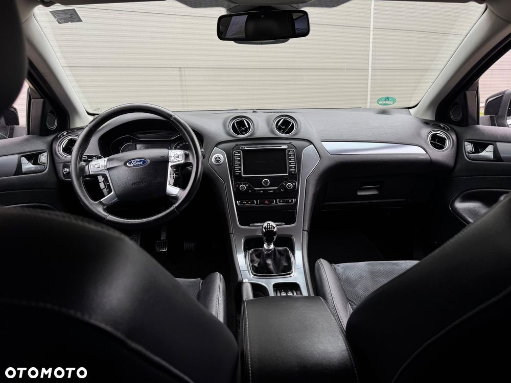 Ford Mondeo 2.2 TDCi Business Edition - 26