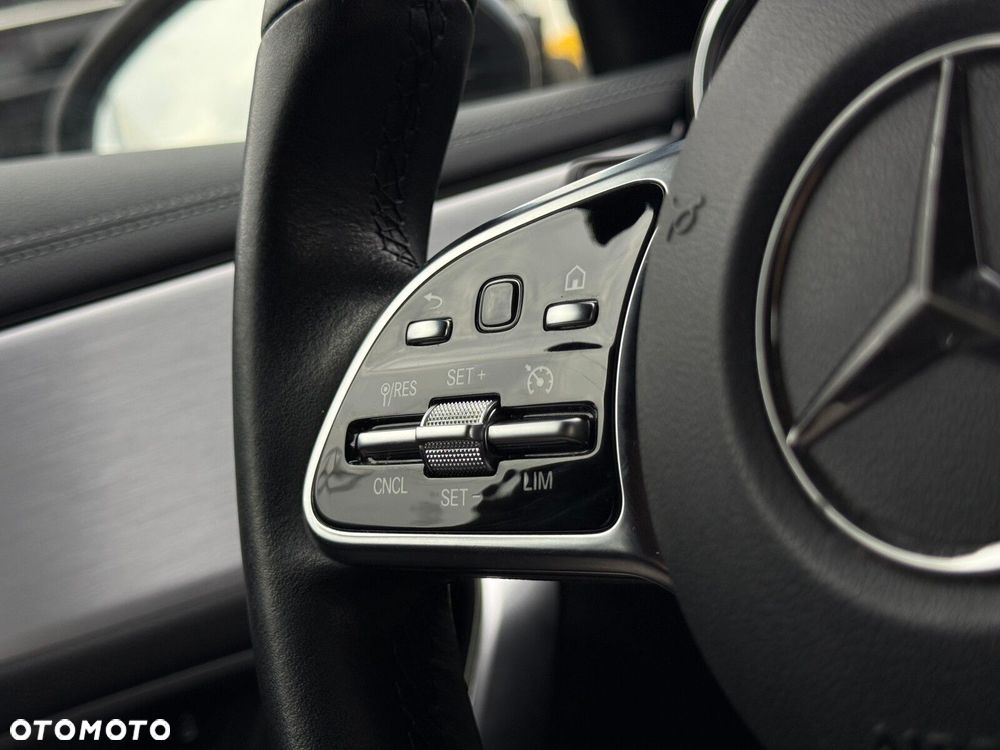 Mercedes-Benz CLA 200 7G-DCT - 15