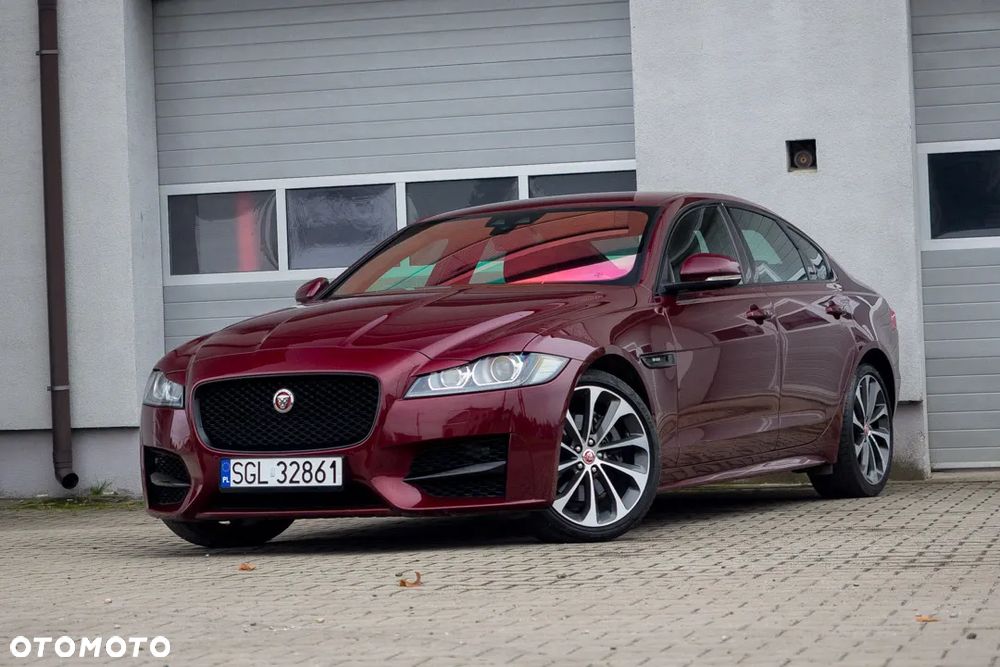 Jaguar XF 2.0 i4D R-Sport - 2