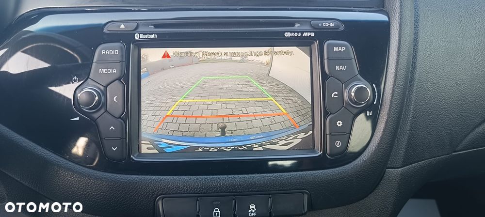Kia Ceed - 25