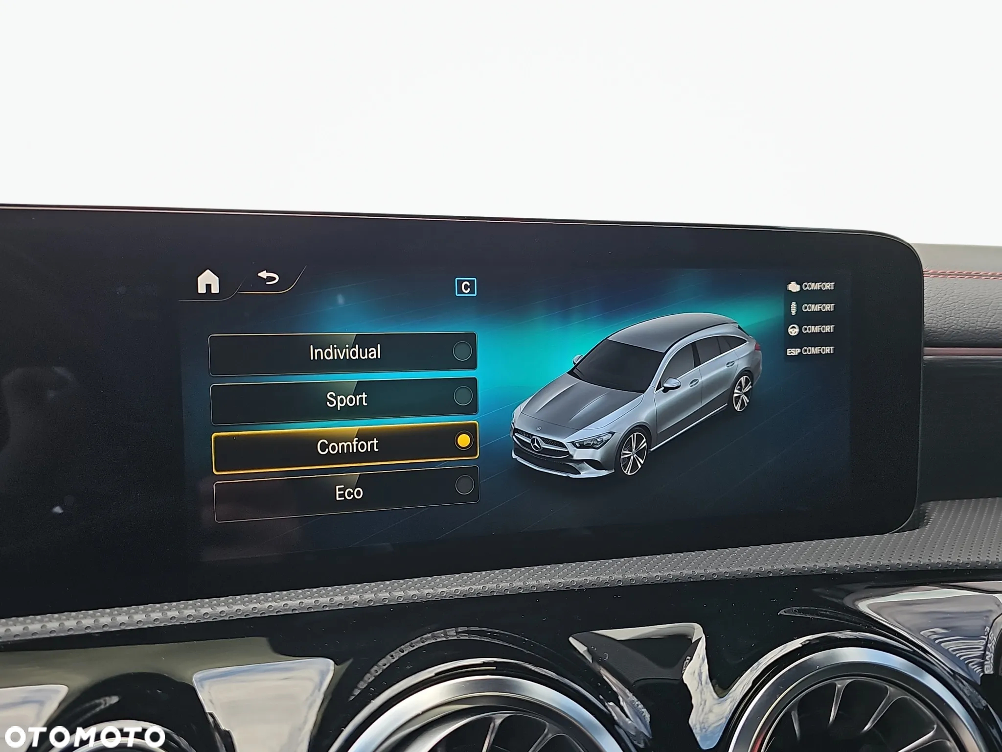 Mercedes-Benz CLA 200 d 4-Matic 8G-DCT - 24