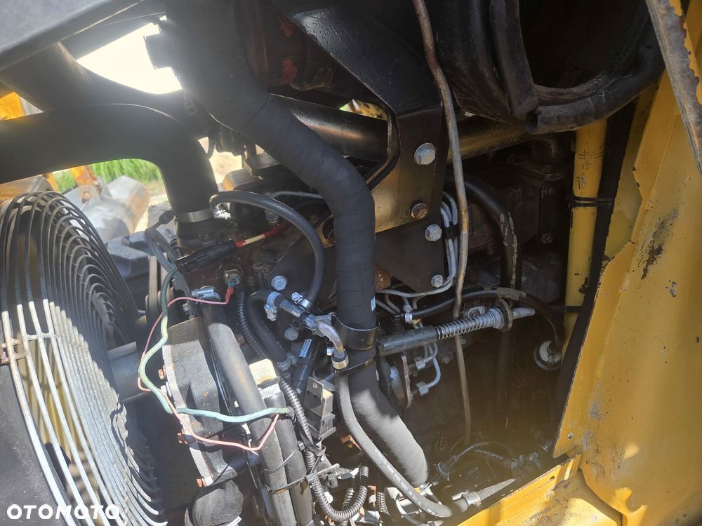 Caterpillar CAT 432D - 21