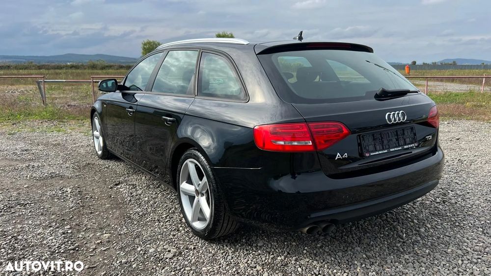 Audi A4 Avant 2.0 TDI DPF S line Sportpaket - 8