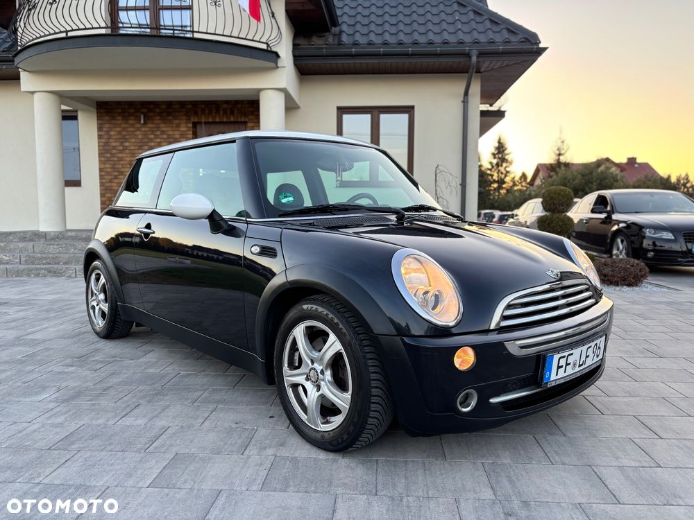 MINI Cooper Standard - 2