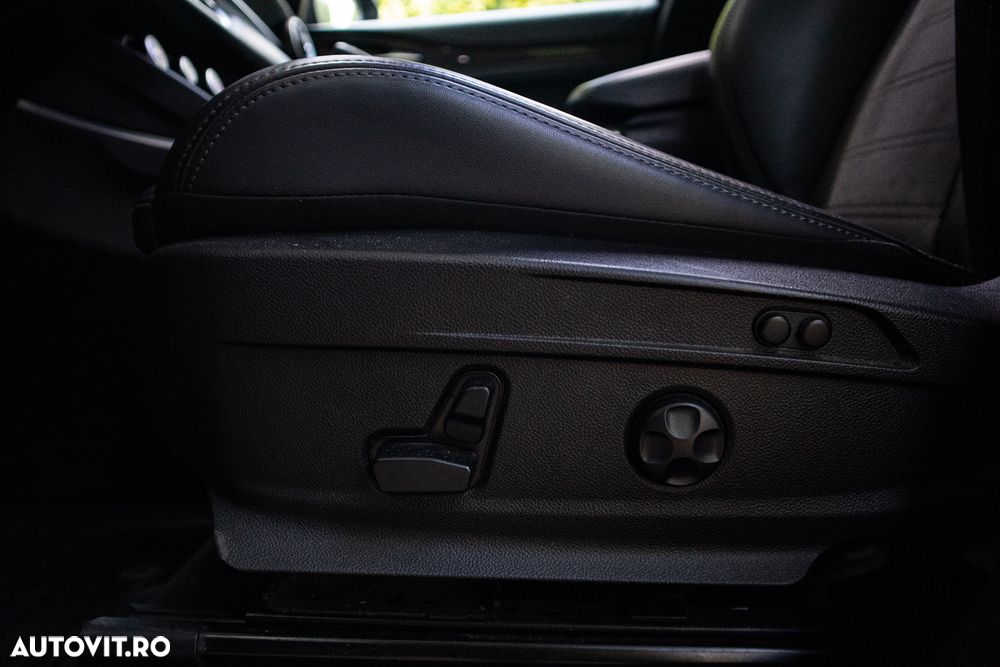 Alfa Romeo Stelvio 2.9 V6 Turbo AWD AT8 Quadrifoglio - 35