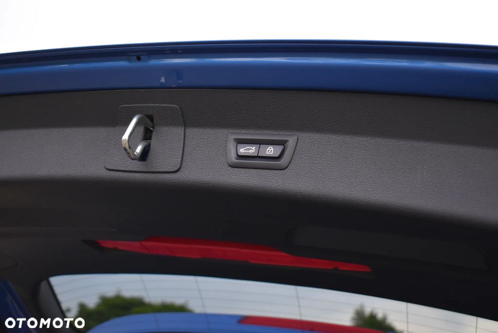 BMW Seria 2 220d xDrive Sport-Aut M Sport - 34