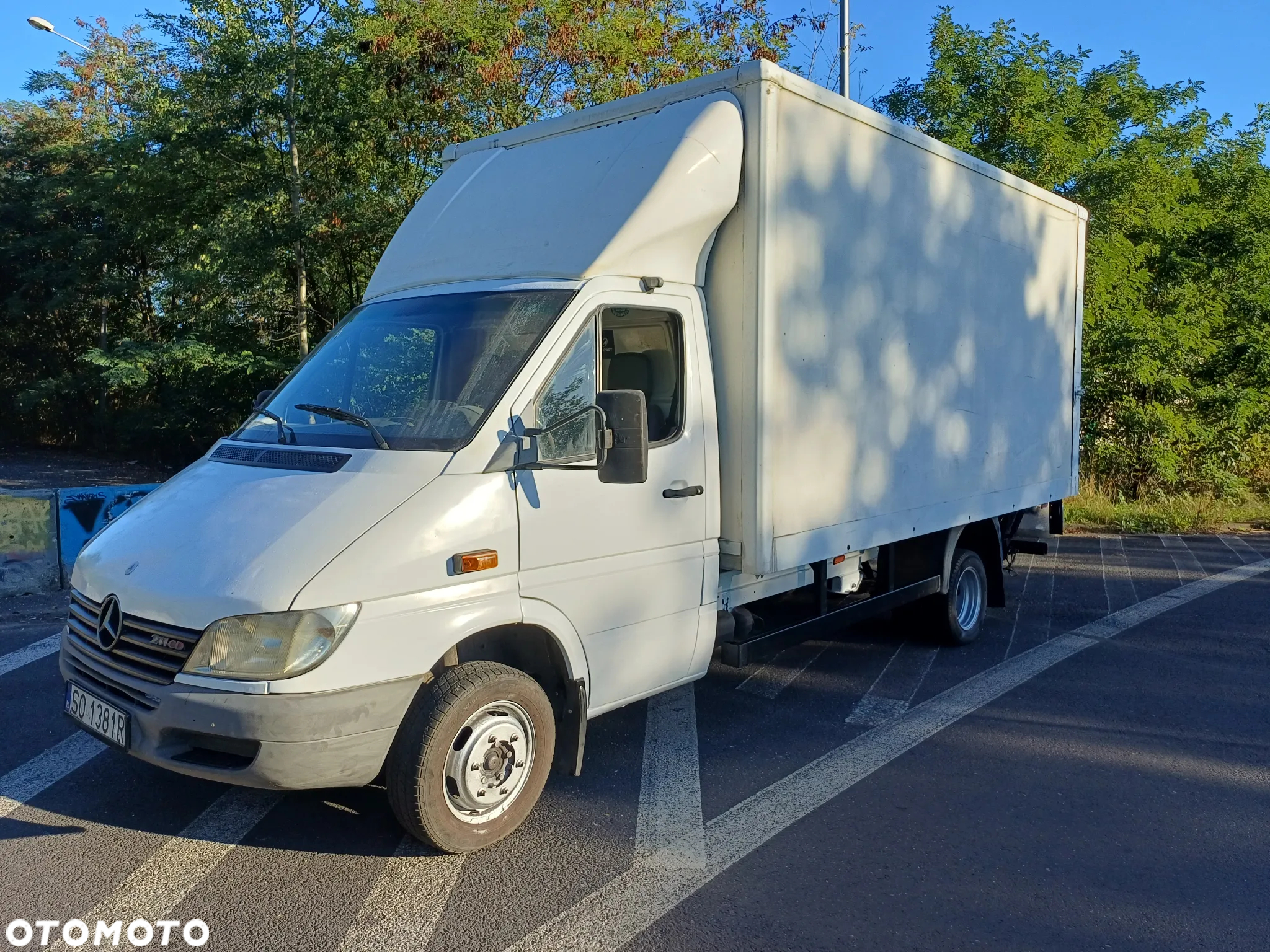 Mercedes-Benz Sprinter - 2
