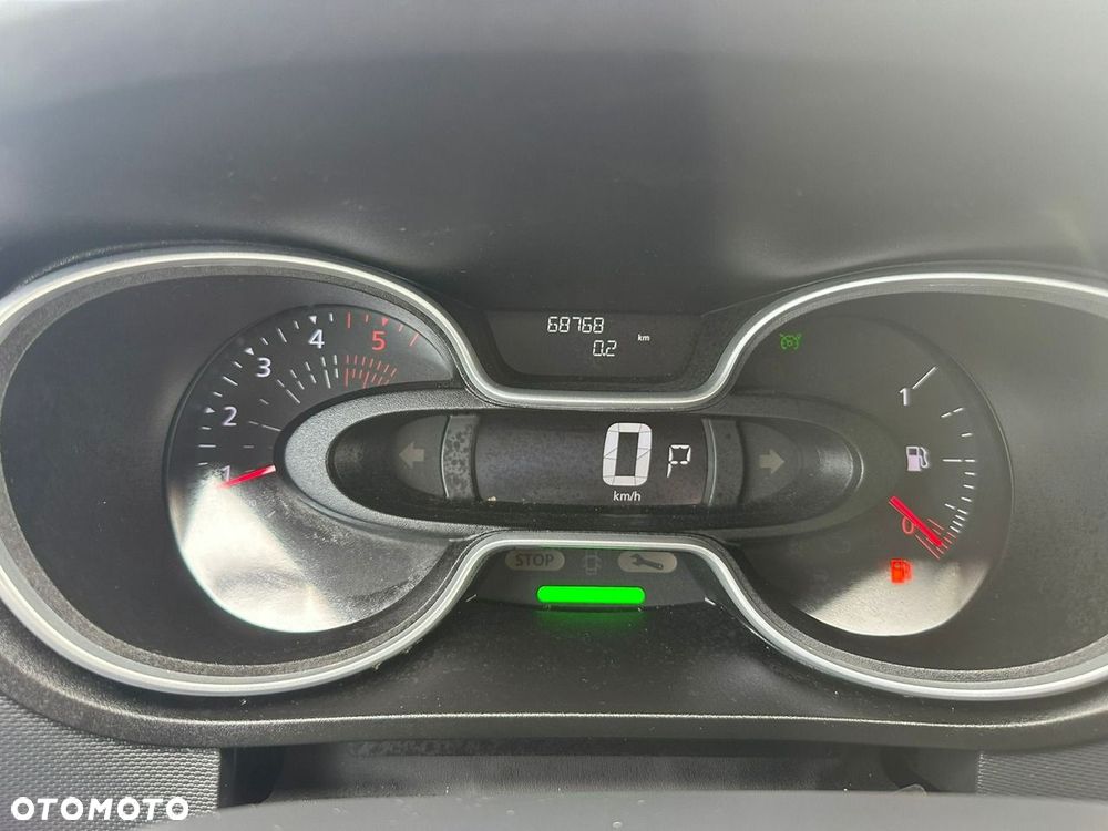 Renault Trafic - 22