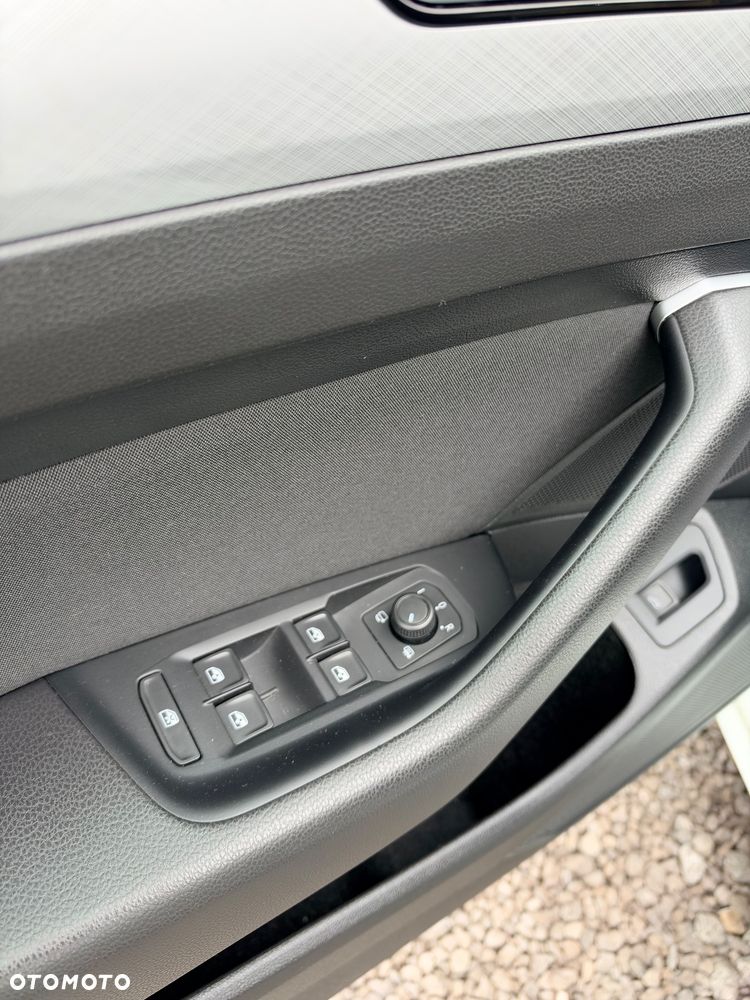 Volkswagen Passat 1.5 TSI EVO Business DSG - 17