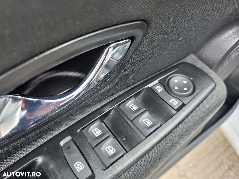 Renault Megane dCi 110 FAP LIMITED - 17