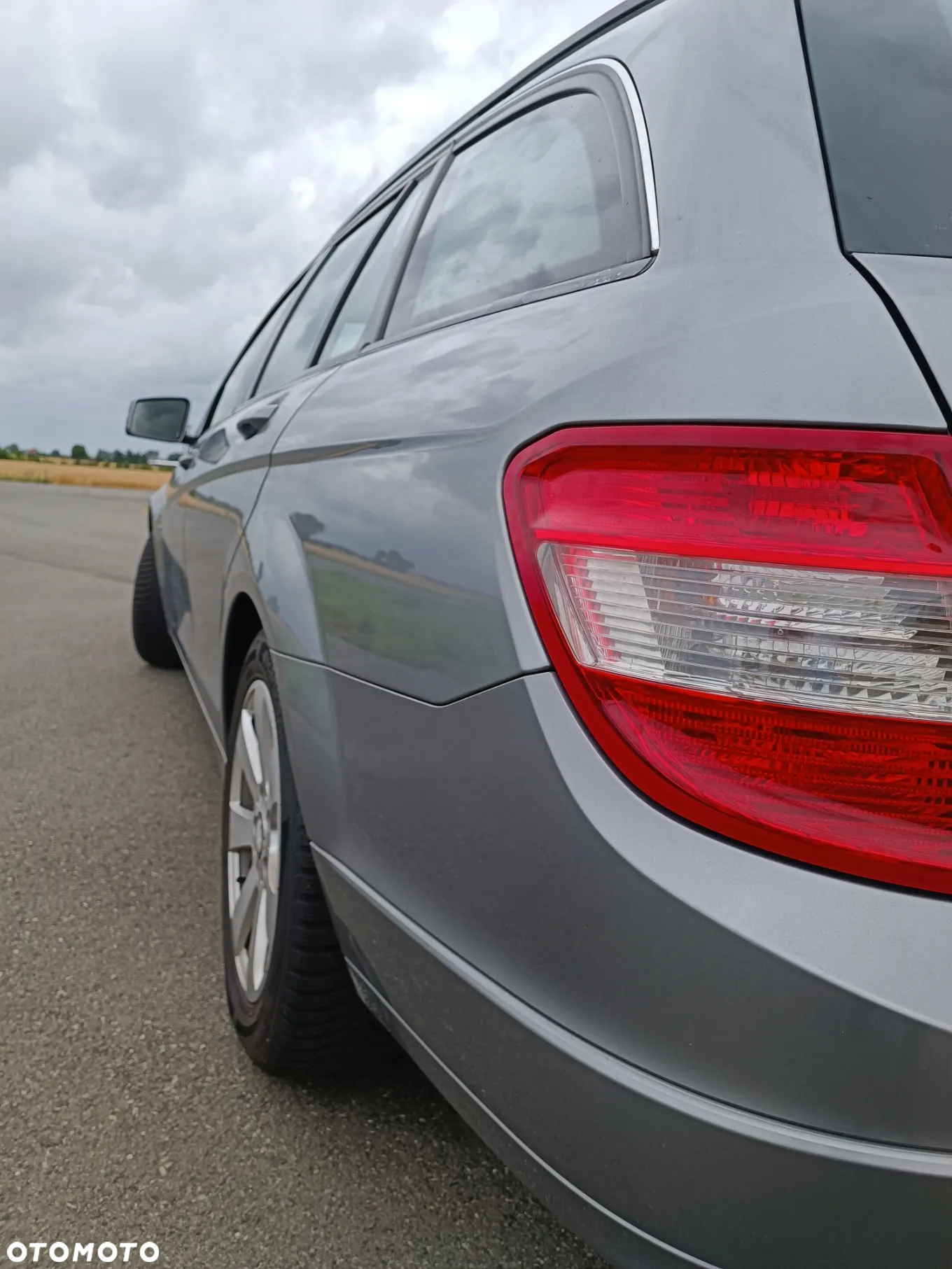 Mercedes-Benz Klasa C 180 T CGI BlueEFFICIENCY - 8