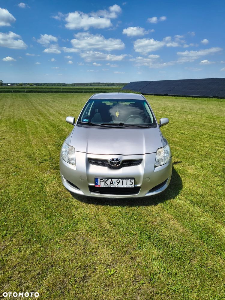 Toyota Auris 1.6 VVT-i Luna - 2