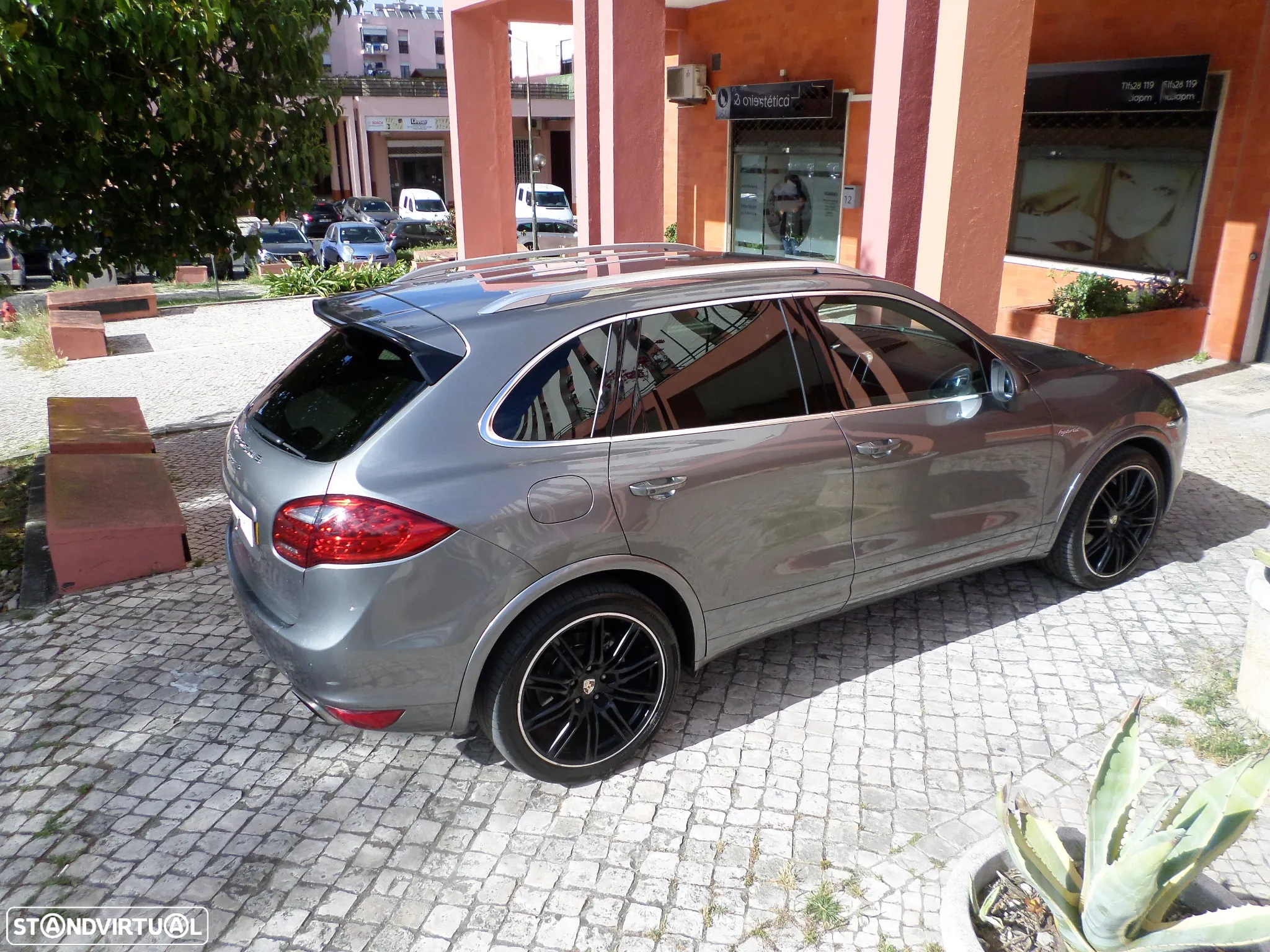 Porsche Cayenne S Hybrid - 17