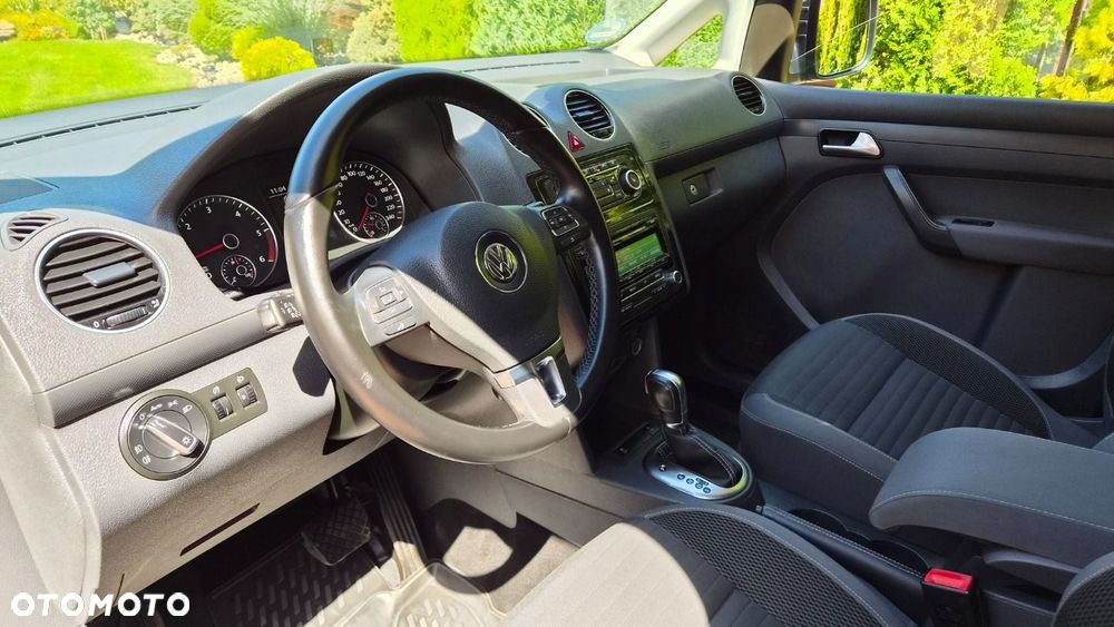 Volkswagen Caddy Maxi Highline DSG - 13