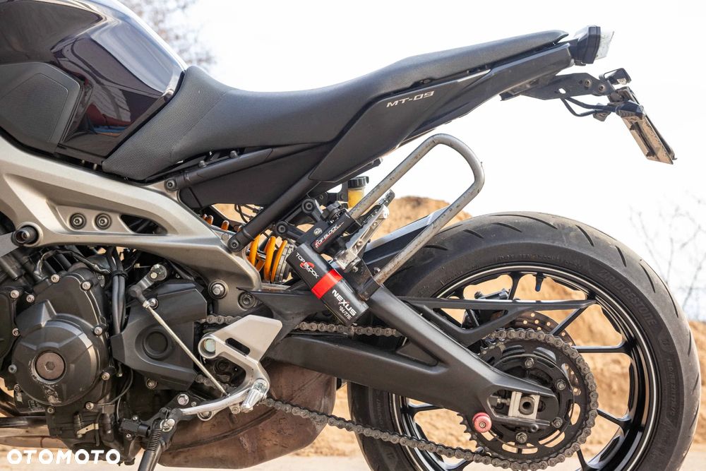 Yamaha MT - 16