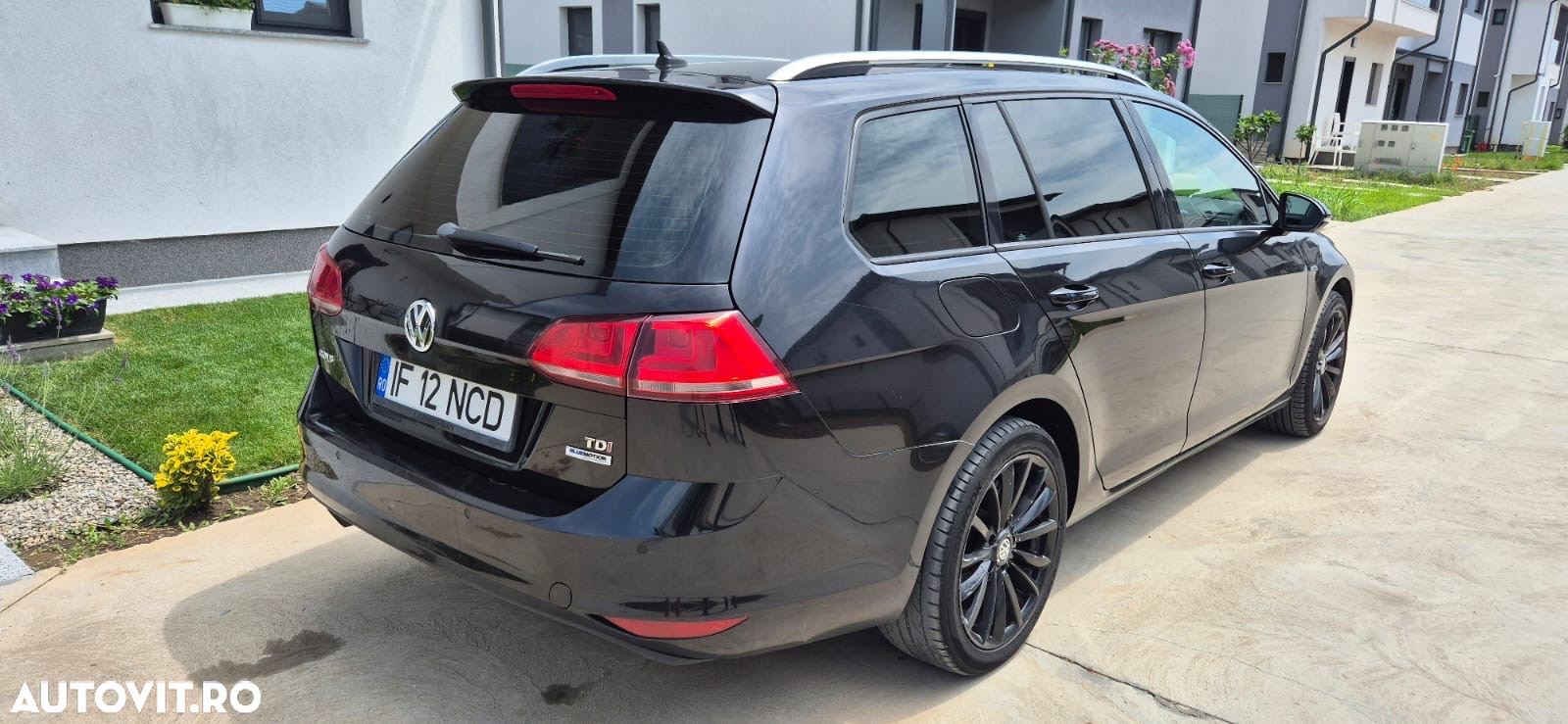 Volkswagen Golf 1.6 TDI BMT Comfortline - 4