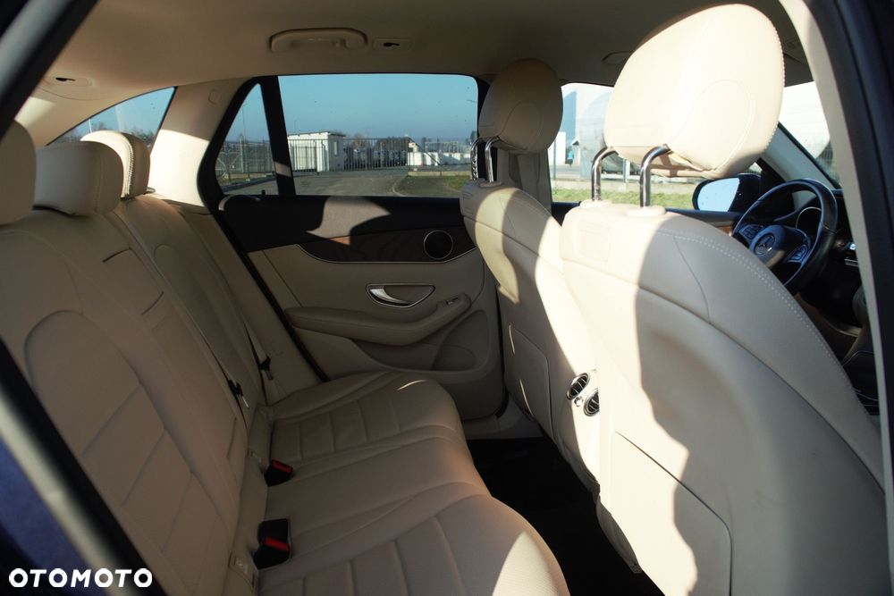 Mercedes-Benz GLC 300 4-Matic - 29