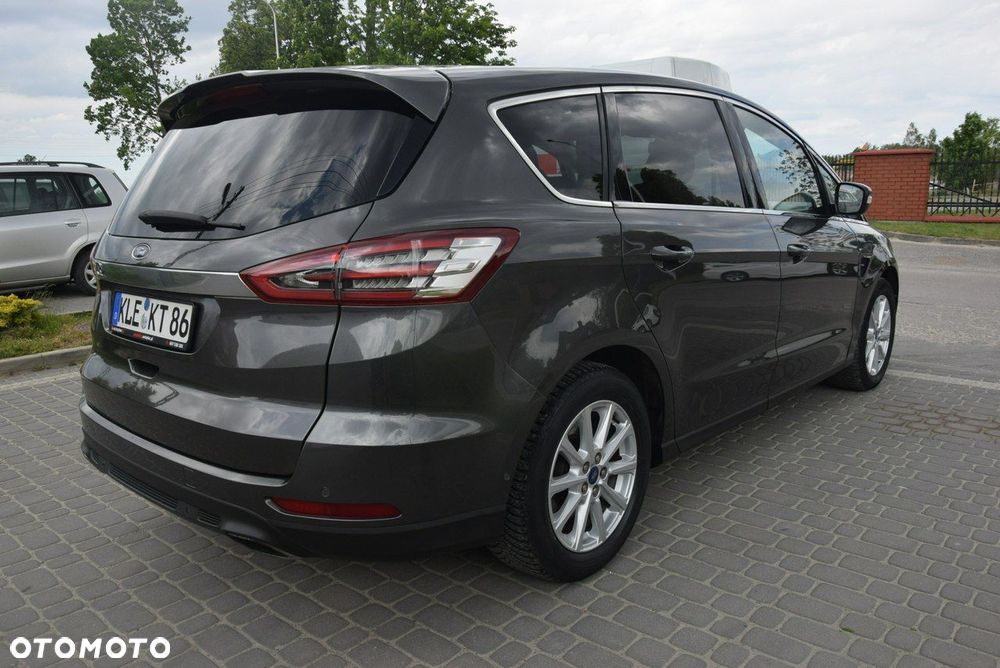 Ford S-Max - 14