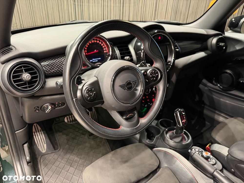 MINI John Cooper Works - 7