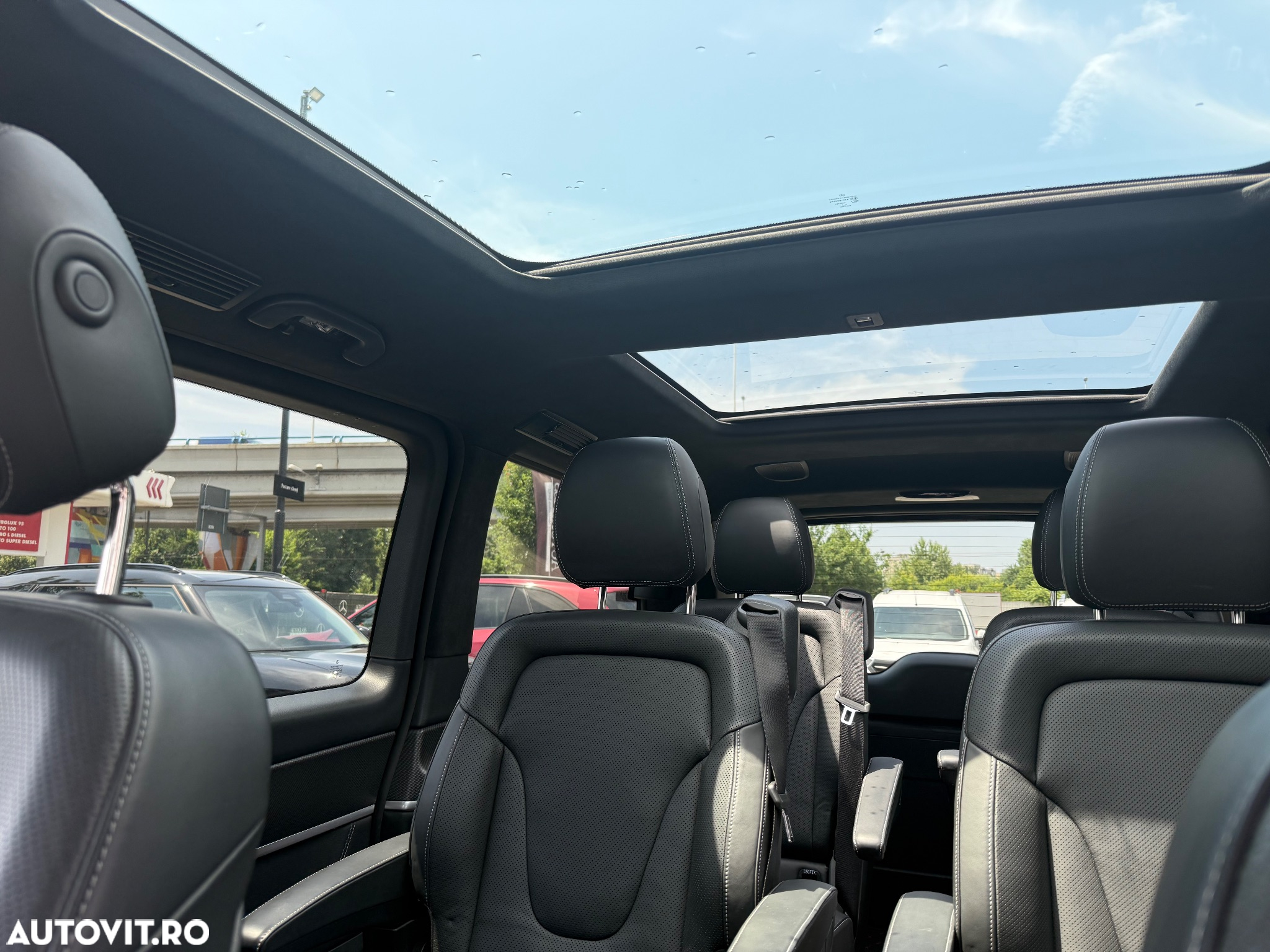 Mercedes-Benz V 250 d lang 4Matic 7G-TRONIC Exclusive Edition - 12
