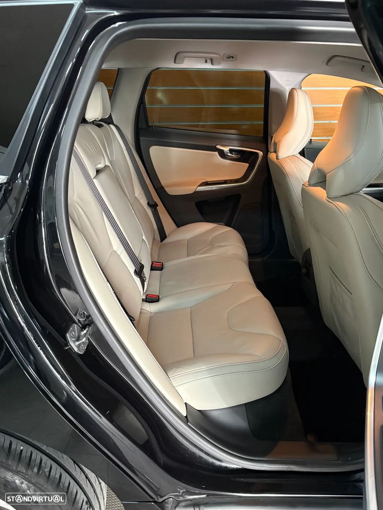 Volvo XC 60 D3 Ocean Race - 14