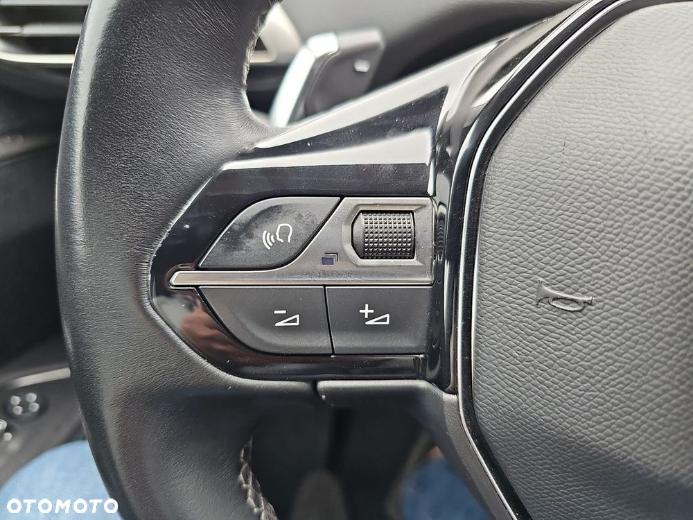 Peugeot 5008 2.0 BlueHDi Allure Pack S&S EAT8 - 14