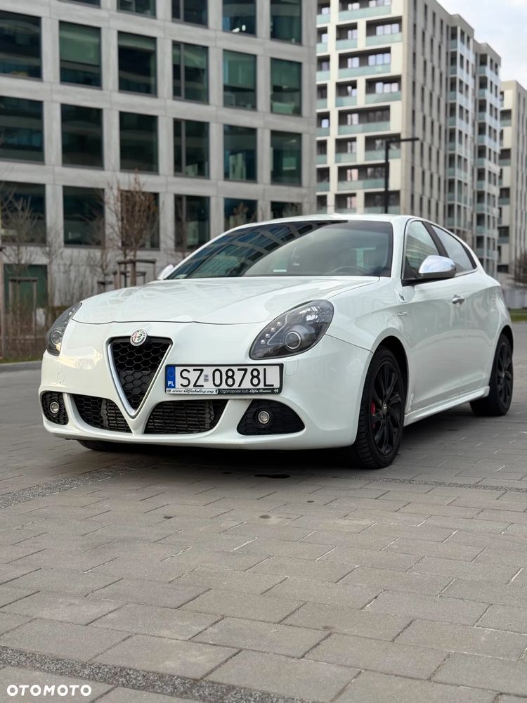Alfa Romeo Giulietta 1750 TBi Quadrifoglio Verde - 3