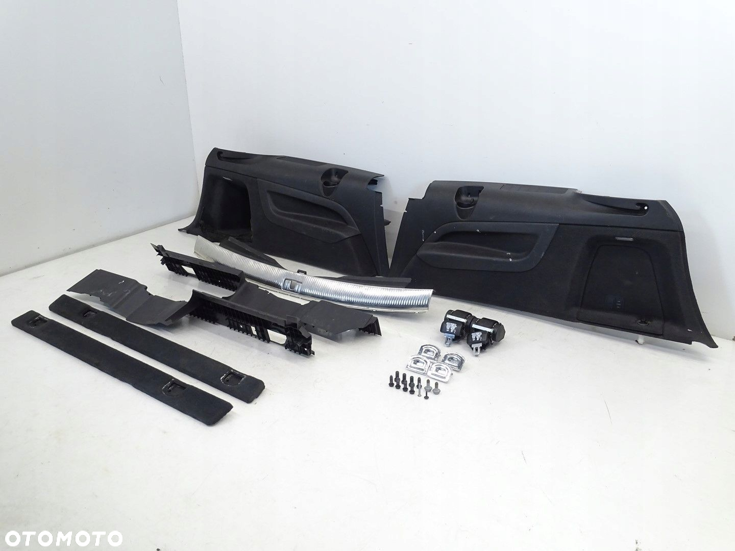 KOMPLET FOTELI DRUGI  TRZECI RZĄD POŁSKÓRA AUDI Q7 4L LIFT - 5