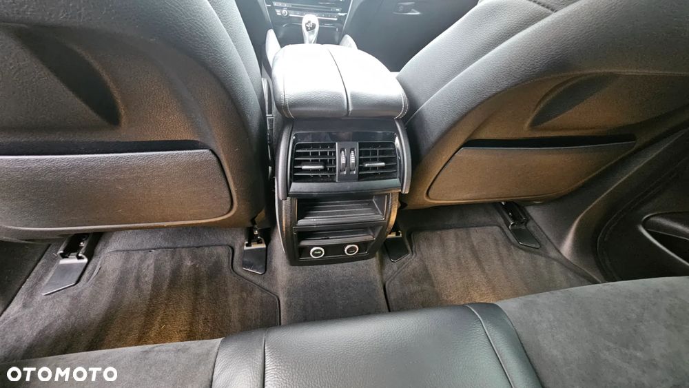 BMW X6 xDrive30d - 10