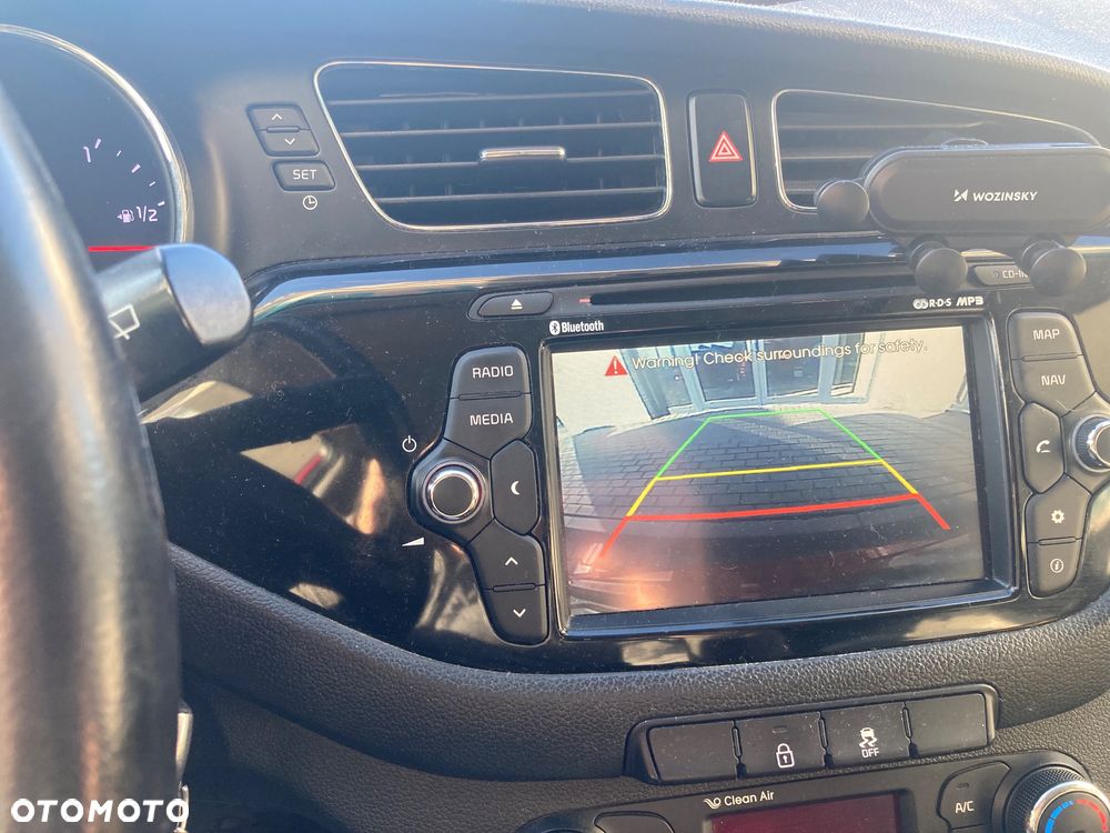 Kia Ceed 1.6 CRDi Business Line - 11