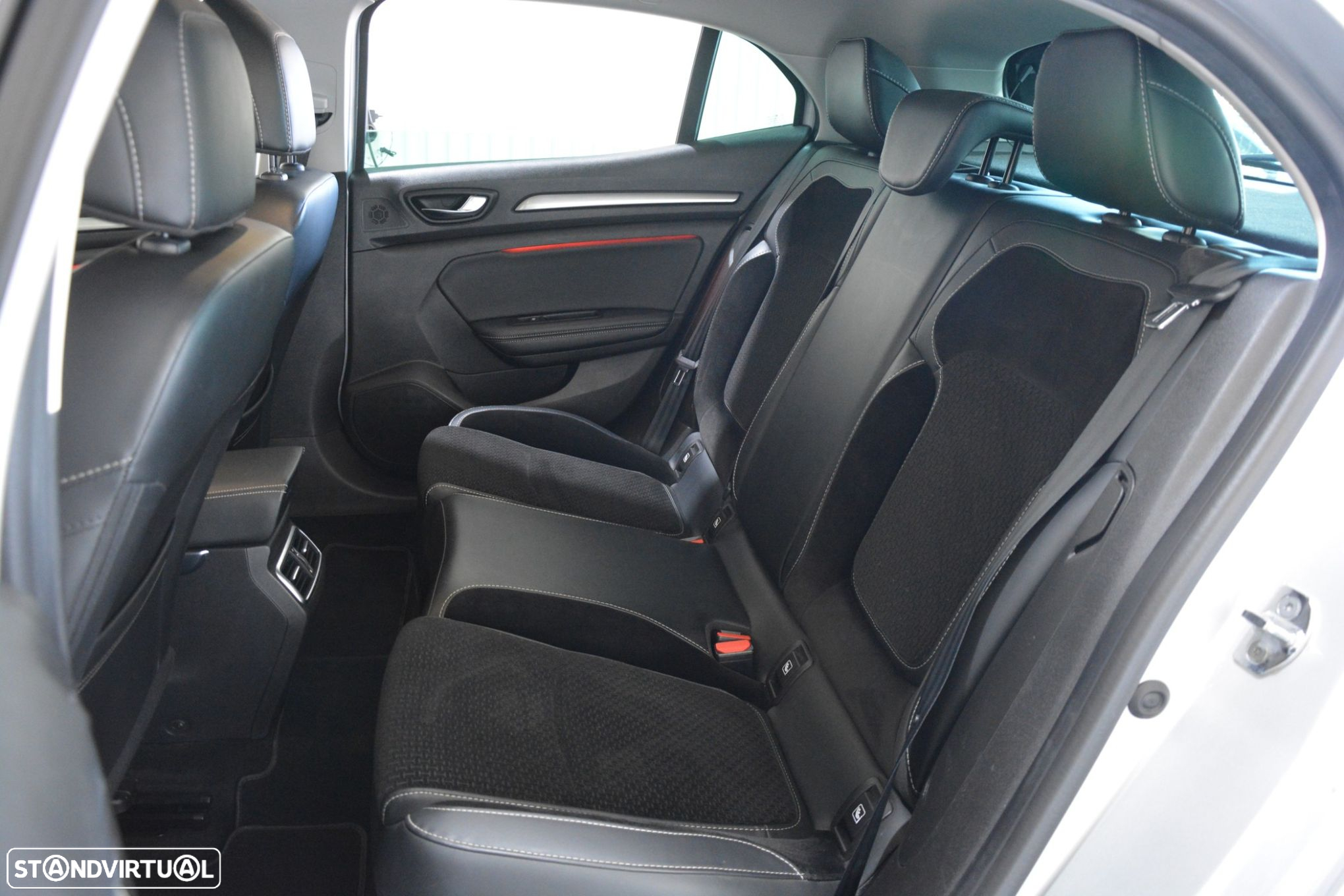 Renault Mégane 1.5 dCi Bose Edition EDC - 8