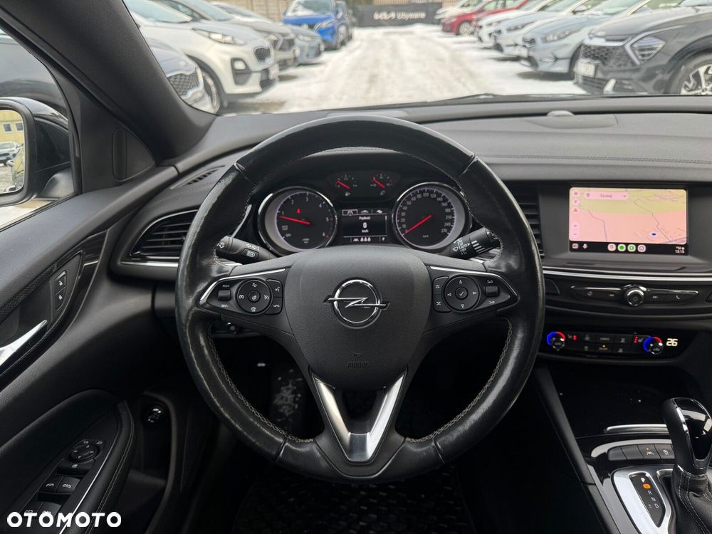 Opel Insignia - 21