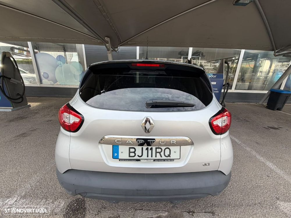 Renault Captur - 10