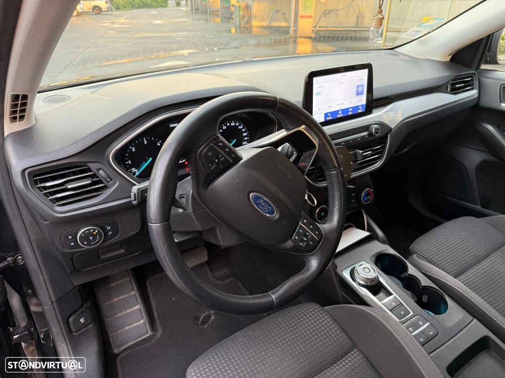 Ford Focus SW 1.5 EcoBlue S&S Aut. TITANIUM - 6