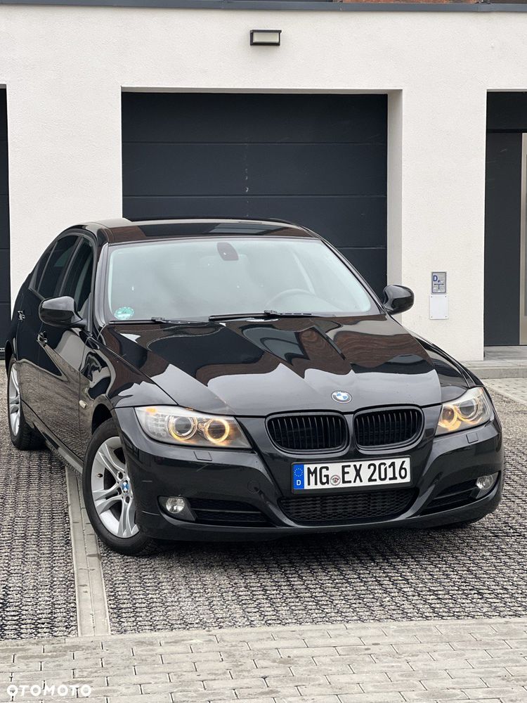 BMW Seria 3 318d DPF Edition Exclusive - 3