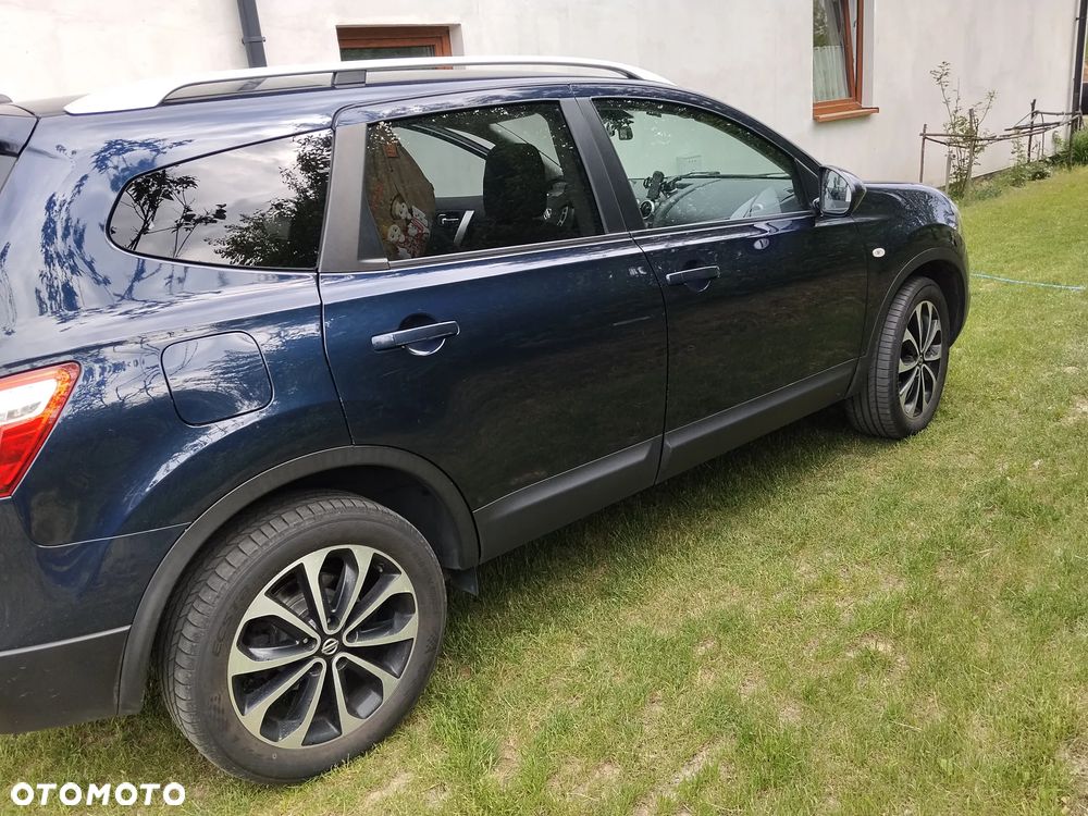 Nissan Qashqai+2 - 9