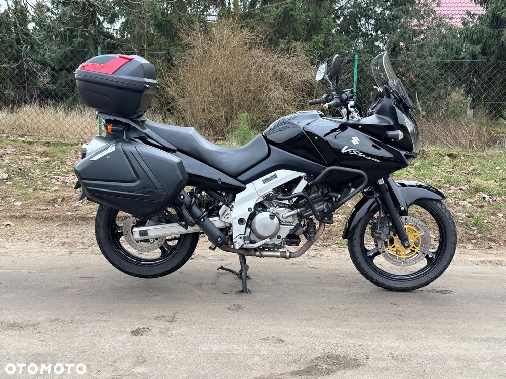 Suzuki V-STROM - 12