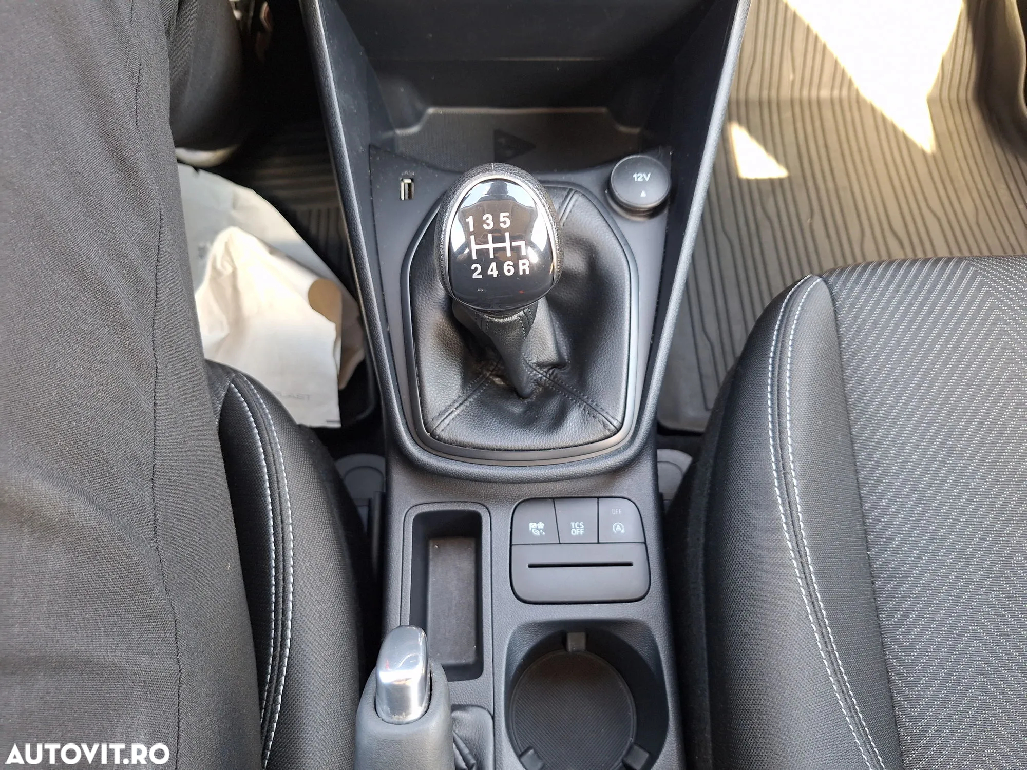 Ford Fiesta - 17
