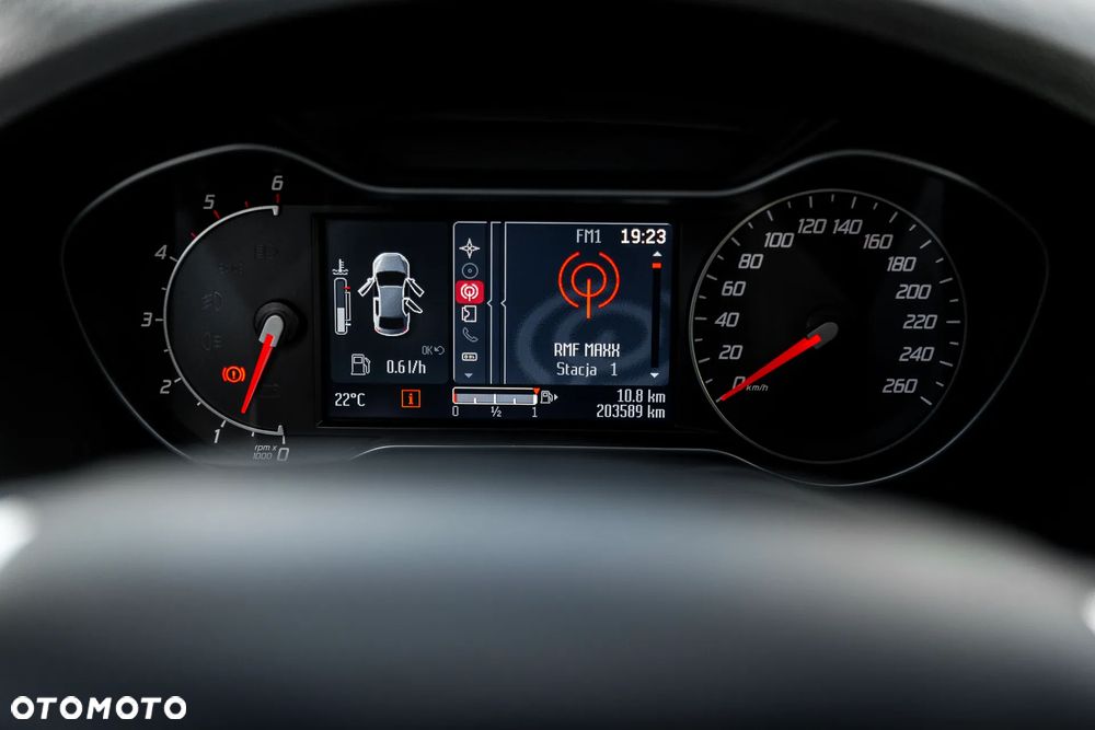 Ford S-Max - 25