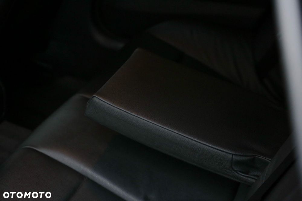 BMW Seria 3 320d - 35